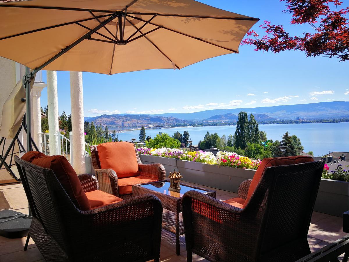 Lakeview Oasis Bed And Breakfast West Kelowna Exterior foto